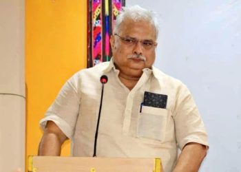 MLC देवेश कुमार ने कैसे दिया इस्तीफा ……………