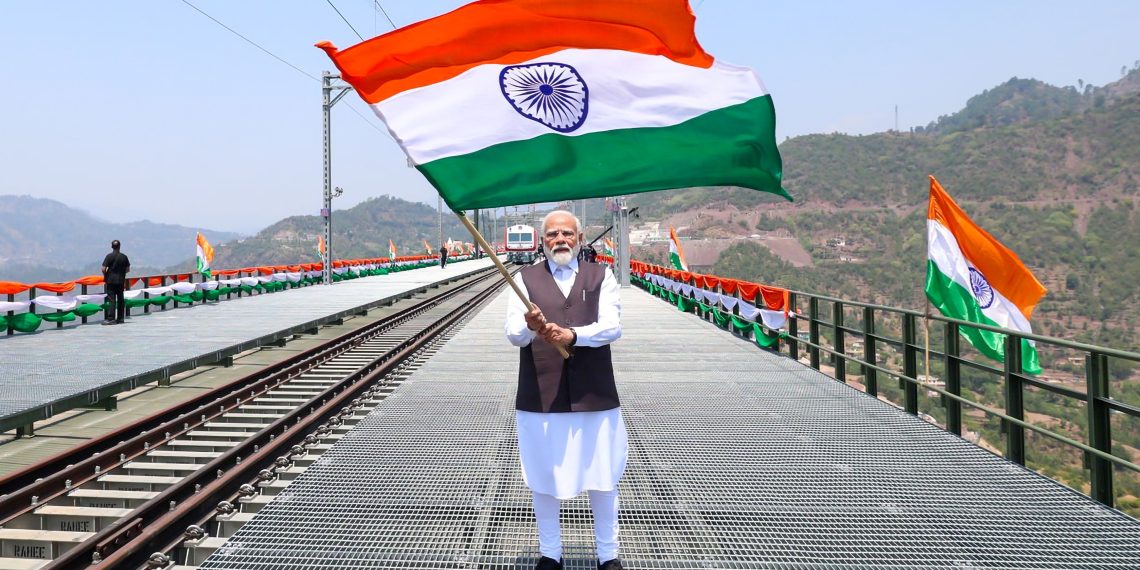 अनुच्छेद 370 हटने के 7 साल: जम्मू-कश्मीर और लद्दाख ने विकास का नया दौर देखा…………..