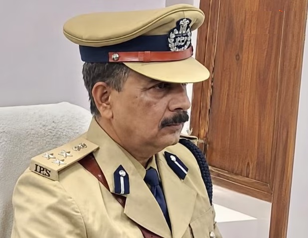 डीआईजी राकेश कुमार सिन्हा को गृह मंत्रालय ने सराहनीय सेवा पदक से सम्मानित …………….